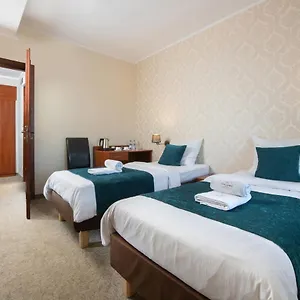 3* Apart-hotel Globus