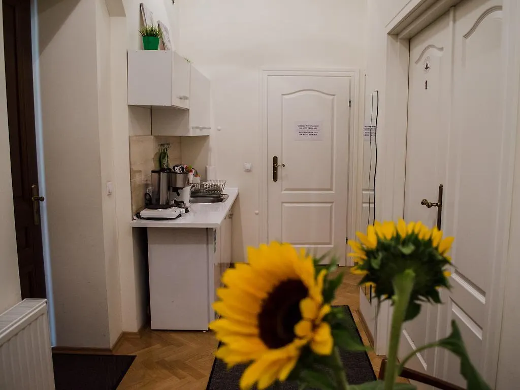 Royal Route 29 Comfort Rooms Krakow
